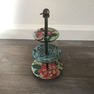 Jewelry organizer / stand